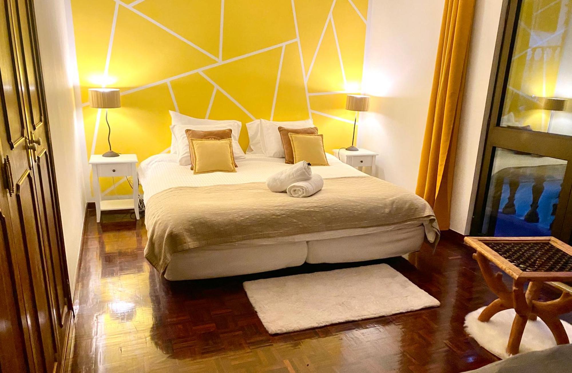Casa Calidris - Bed, Wine & Breakfast Hotel Sesimbra Bagian luar foto